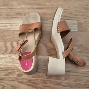 Swedish Hasbeens clog sandals, size 10, gently used.